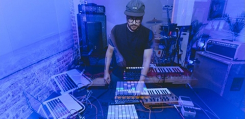 Edgar Mondragón es electronic music