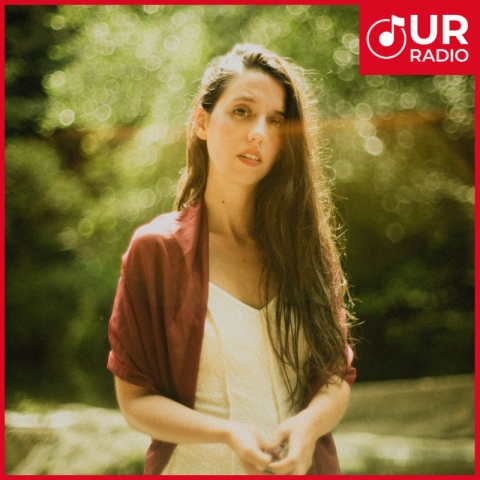 &ldquo;Peinar Ra&iacute;ces&rdquo;: la cantautora espa&ntilde;ola Raquel L&uacute;a debuta en escenarios colombianos